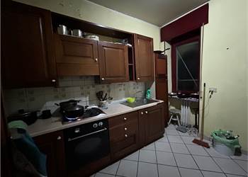 Appartamento piano rialzato 4 camere