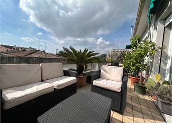 Esclusivo attico con terrazza abitabile centro Mestre